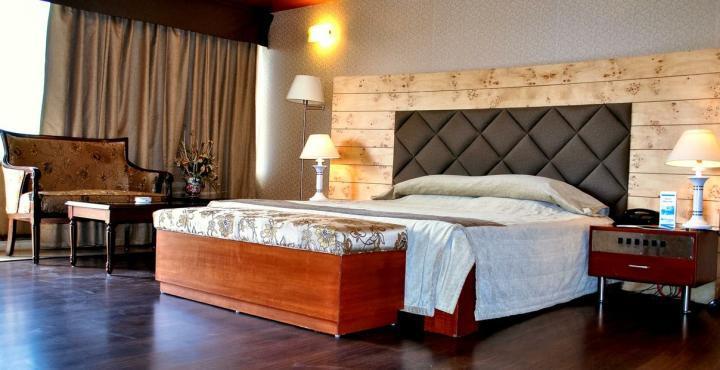 Hotel Shivalikview Chandīgarh Esterno foto