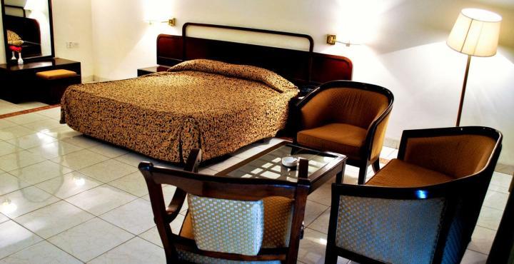 Hotel Shivalikview Chandīgarh Esterno foto
